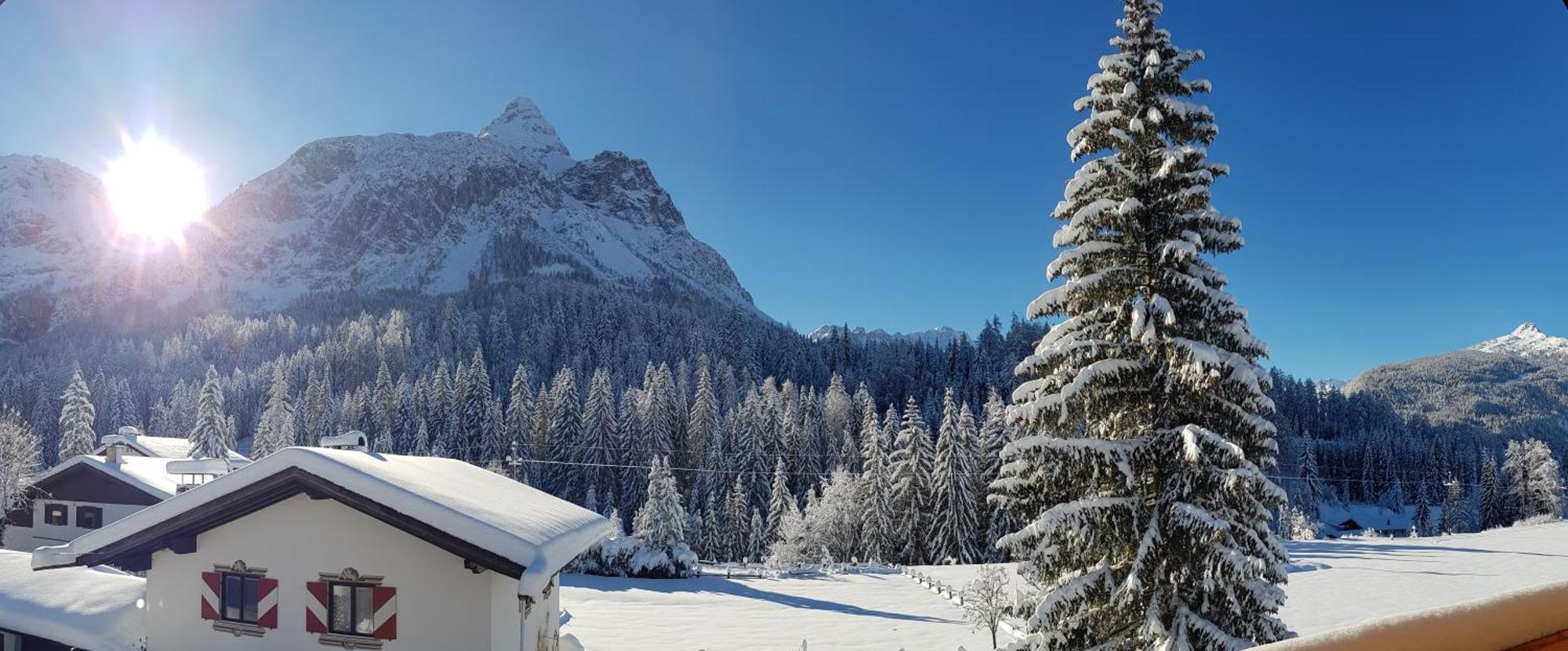 Gaestehaus Schoeneweiss Ehrwald Zewnętrze zdjęcie